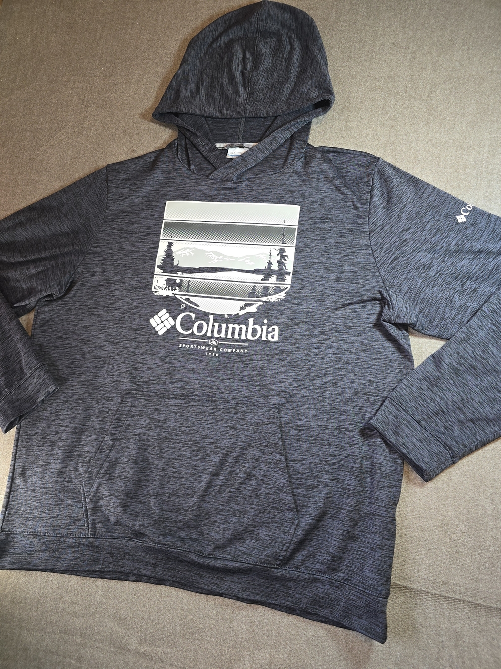 Columbia Trek Fleece Outdoors Hoodie in Dark Charcoal Heather Mens XL